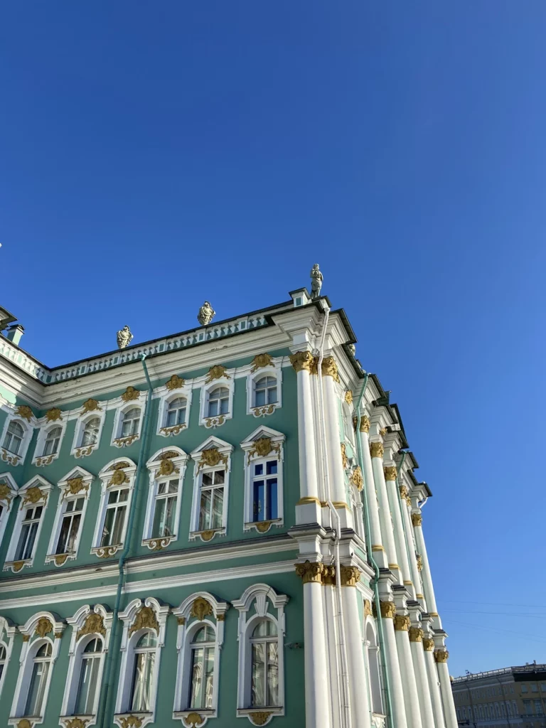 Архитектура и история города на Неве: обзорная экскурсия по Петербургу 3