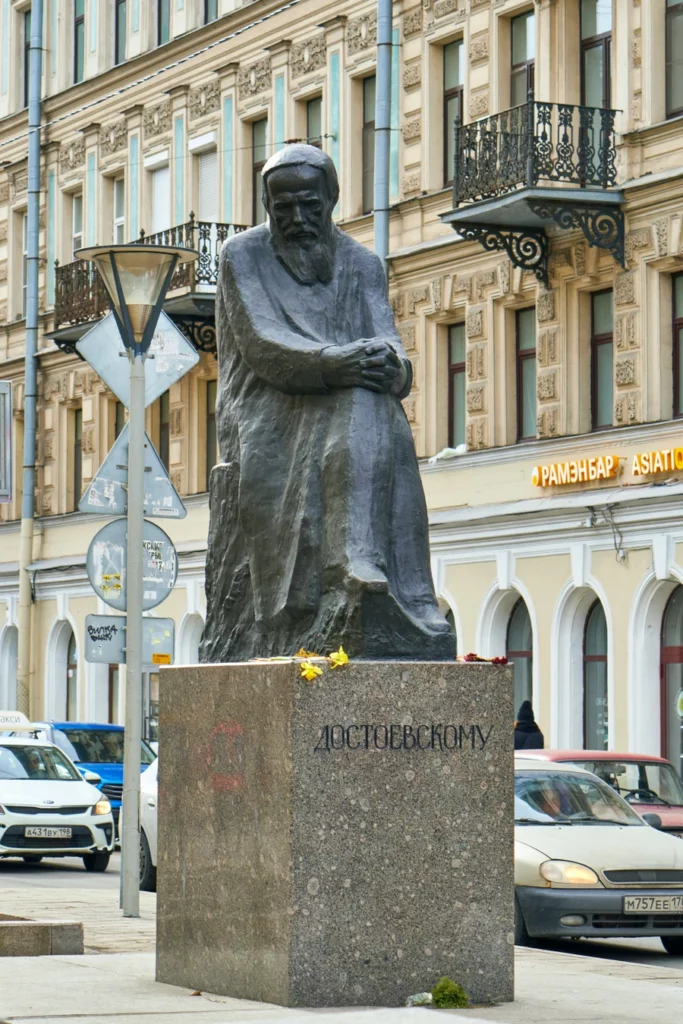 Бесы вокруг Достоевского — прогулка по Петербургу 2