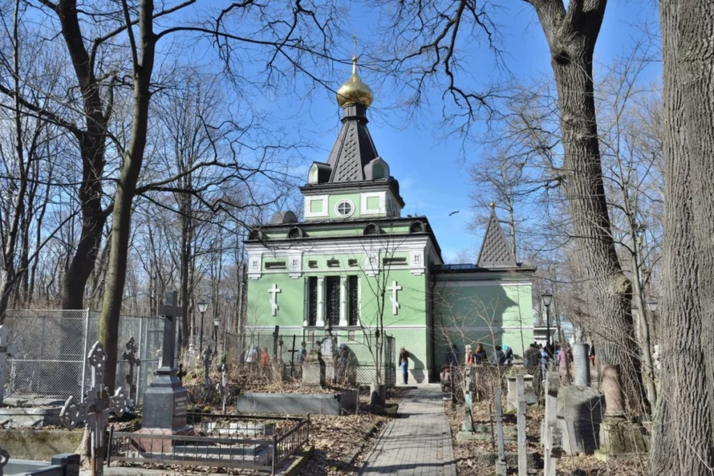 Часовня Ксении Петербургской и Александро-Невская лавра 2