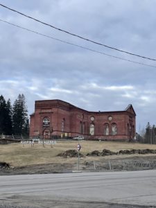 Долина водопадов, карельская кухня, гора Паасо и вечерняя йога
