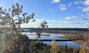 Долина водопадов, карельская кухня, гора Паасо и вечерняя йога