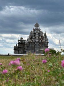Экскурсия по Петрозаводску, Кижи