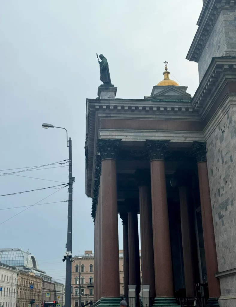 Исаакиевский собор — шедевр Монферрана (билеты включены) 4