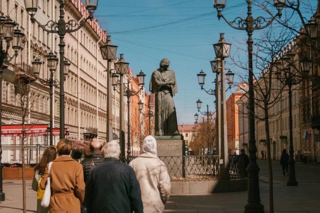 Мобильный квест «Пушкин, Гоголь, Лермонтов на улицах Петербурга» 3