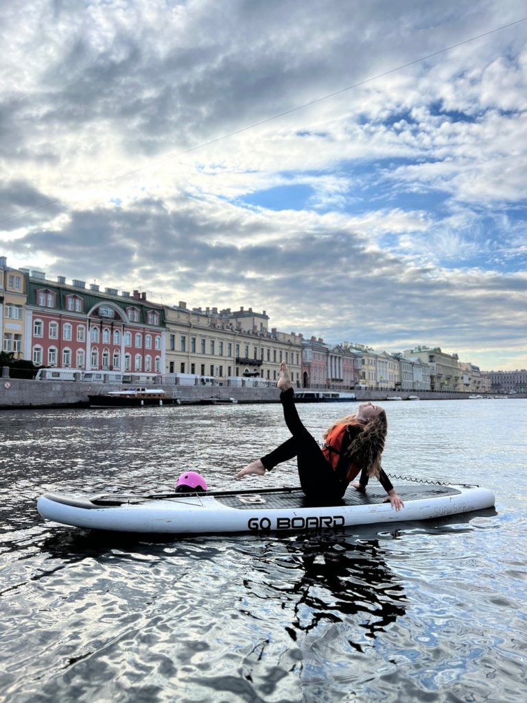 На сапах по каналам Петербурга: к Чижику-Пыжику и грифонам 2