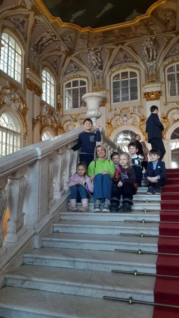Семейная экскурсия по Эрмитажу «В гости к императорам» 3