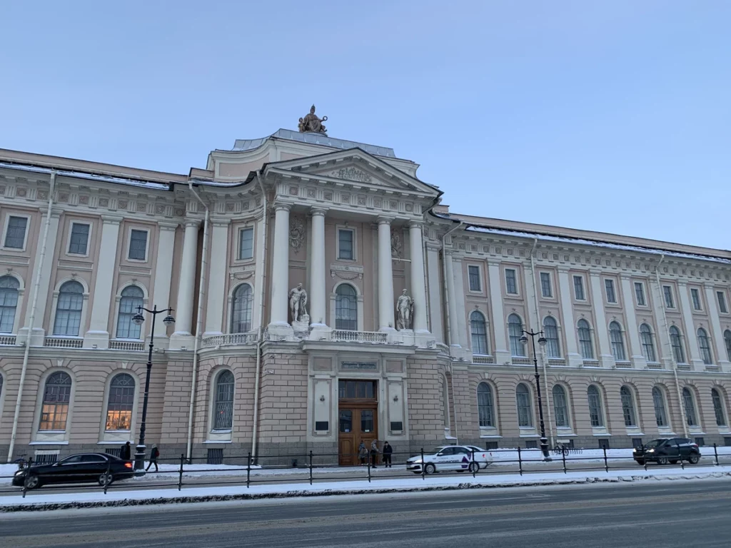 Тайны квартала Академии художеств в Петербурге 5