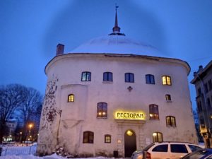 Выборг: Музей шоколада, модель корабля, исторический центр, рыцарский замок, пляж и другие достопримечательности