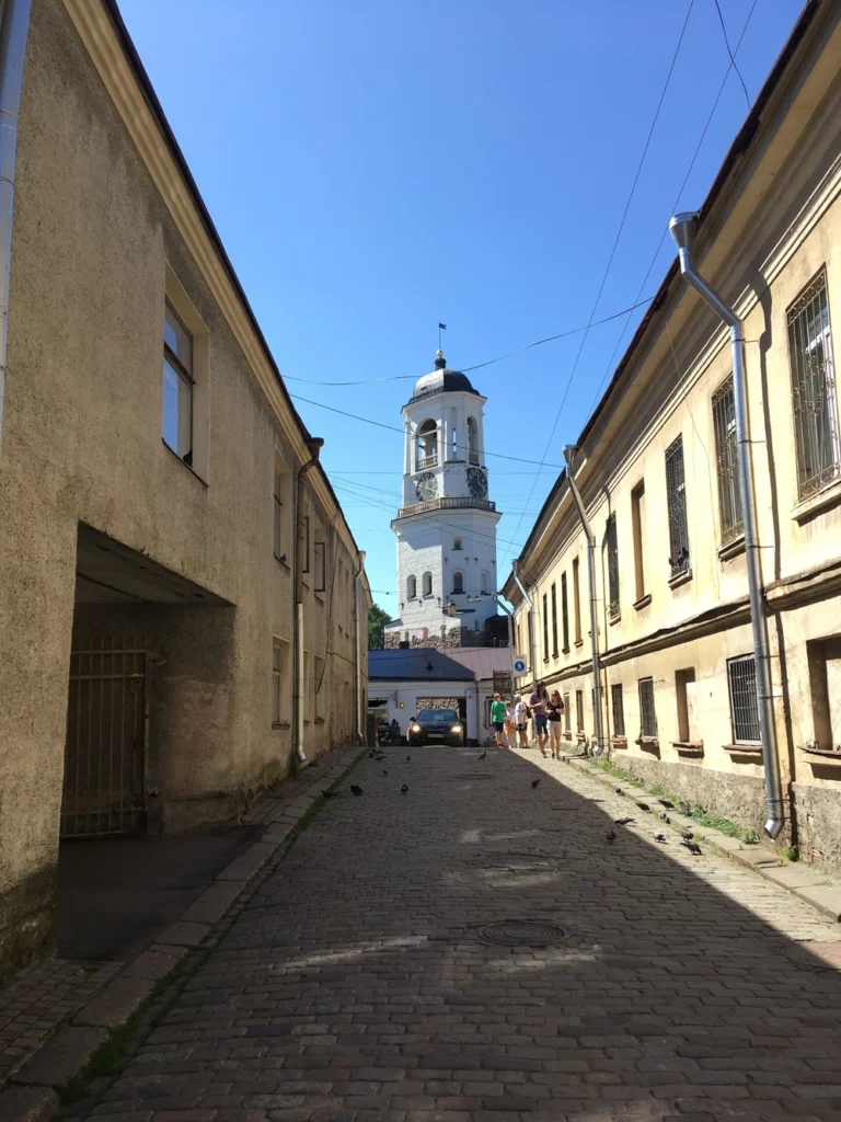 «Я уеду в Комарово»: тур по городкам Финского залива с проживанием в отеле 4* 3